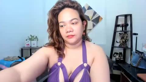 Snapshot of delightfulcurvy chatting on January 10, 2:57 am delightfulcurvy online show from January 10, 2:57 am