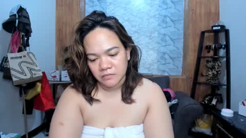 Snapshot of delightfulcurvy chatting on February 27, 6:07 am delightfulcurvy online show from February 27, 6:07 am
