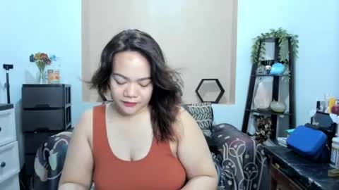 delightfulcurvy online show from March 13, 1:34 am