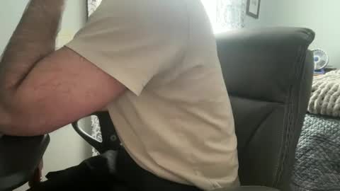 deliveryguy222 online show from February 25, 8:07 pm