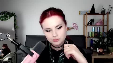 Snapshot of dellacrush_ chatting on September 21, 6:42 pm dellacrush_ online show from September 21, 6:42 pm