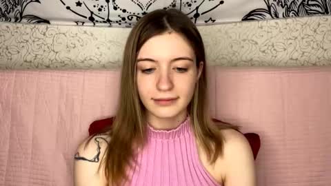 Sia online show from March 29, 1:22 pm