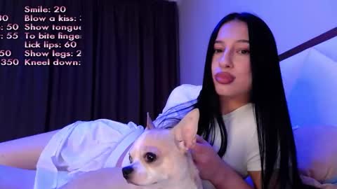 delly_love online show from November 7, 10:21 pm