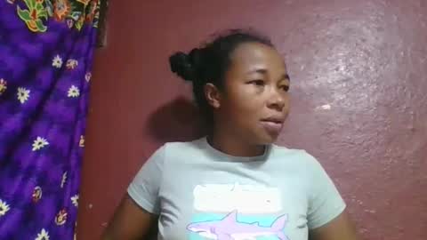 Snapshot of delphin774164 chatting on February 15, 7:38 am delphin774164 online show from February 15, 7:38 am