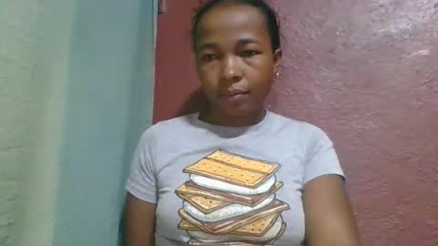 Snapshot of delphin774164 chatting on March 8, 2:21 pm delphin774164 online show from March 8, 2:21 pm