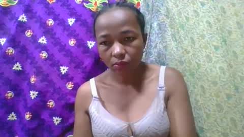 Snapshot of delphin774164 chatting on March 18, 7:11 am delphin774164 online show from March 18, 7:11 am