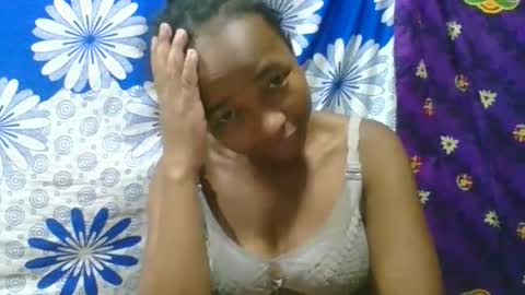 Snapshot of delphin774164 chatting on March 30, 7:37 pm delphin774164 online show from March 30, 7:37 pm