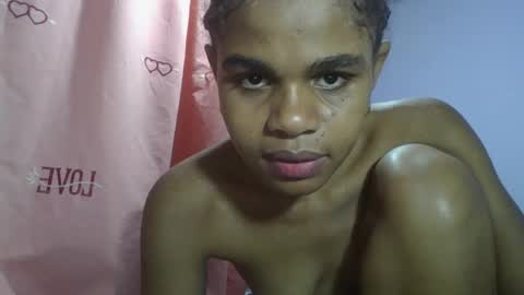 delphine online show from April 5, 4:31 am