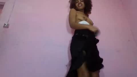 delphine online show from May 20, 10:21 am