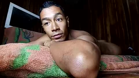 Snapshot of demarcous_nm chatting on November 6, 2:18 pm D.C online show from November 6, 2:18 pm