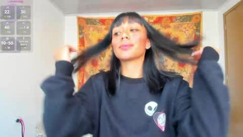 Snapshot of demeter__ chatting on April 8, 10:32 pm demeter__ online show from April 8, 10:32 pm