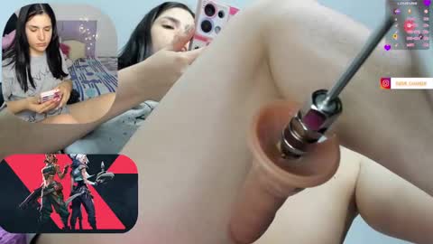 demiii online show from October 6, 7:50 am