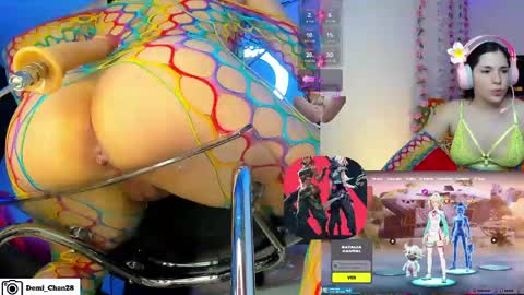 demiii online show from May 19, 9:37 am