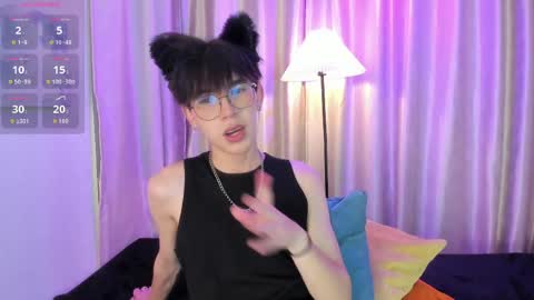 demian_hush online show from May 15, 3:35 am