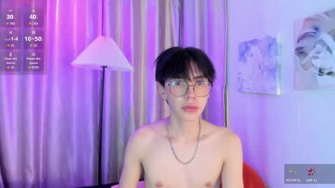 demian_hush online show from May 19, 3:02 am