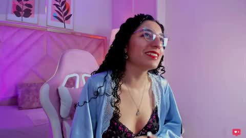 Demi online show from January 11, 3:55 am