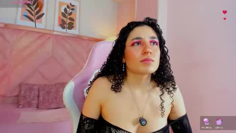 Snapshot of demijones_ chatting on March 22, 4:27 am Demi online show from March 22, 4:27 am