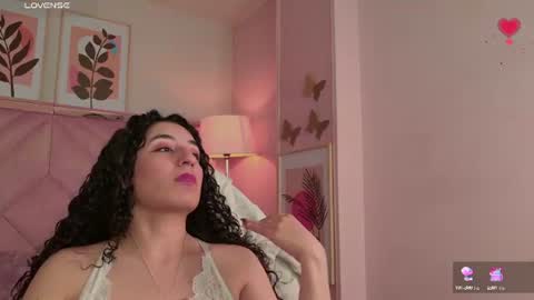 Snapshot of demijones_ chatting on July 1, 6:04 am Demi online show from July 1, 6:04 am