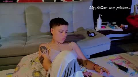 DEMI online show from October 18, 2:07 pm