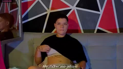 DEMI online show from October 21, 12:39 pm