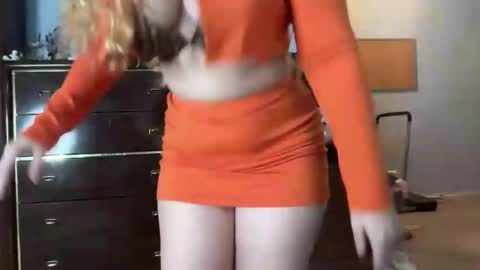 demi xc online show from November 28, 5:43 am