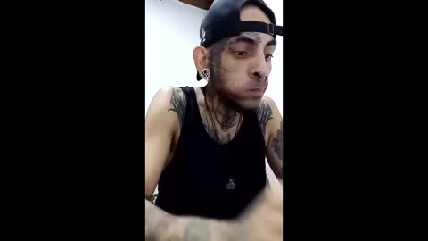 demon_rose_ online show from May 24, 1:43 am
