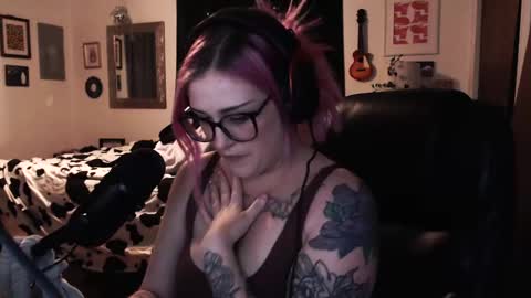 Snapshot of demongf chatting on March 7, 1:53 am Demoness Mina online show from March 7, 1:53 am