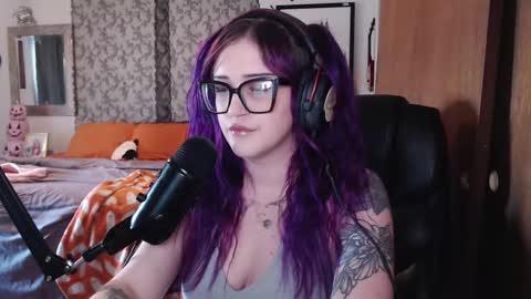 Snapshot of demongf chatting on September 29, 8:46 pm Demoness Mina online show from September 29, 8:46 pm