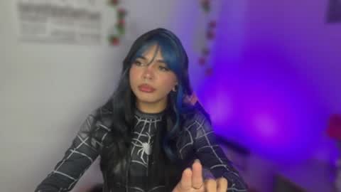 Maki  online show from May 22, 5:58 am