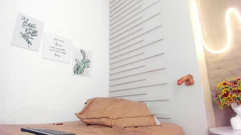 demy_ruiz online show from March 7, 5:40 am