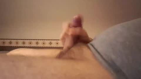 Snapshot of den2807 chatting on December 15, 3:45 am den2807 online show from December 15, 3:45 am