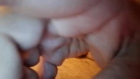 Snapshot of den2807 chatting on February 5, 1:58 am den2807 online show from February 5, 1:58 am