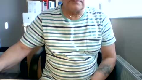 den66_ online show from March 21, 3:48 pm