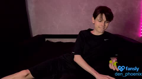 Den Shorty online show from April 22, 2:03 am