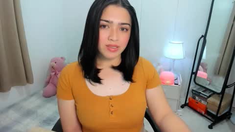 Snapshot of dencyleander chatting on November 8, 10:48 am Demi online show from November 8, 10:48 am