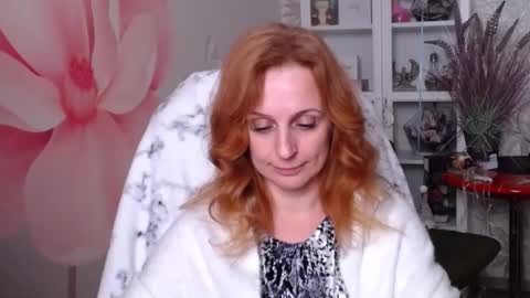 Snapshot of denhiey_here chatting on December 12, 6:10 pm denhiey online show from December 12, 6:10 pm