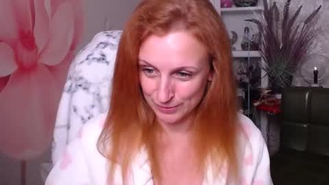 Snapshot of denhiey_here chatting on December 20, 8:45 pm denhiey online show from December 20, 8:45 pm