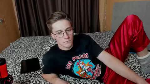 Deni online show from October 26, 5:19 pm