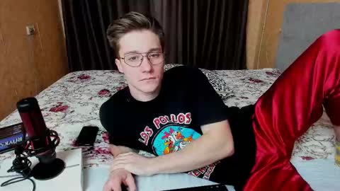 Deni online show from November 9, 7:23 pm