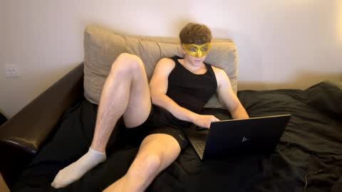 Snapshot of deniel_horny chatting on May 8, 9:25 am Deni online show from May 8, 9:25 am