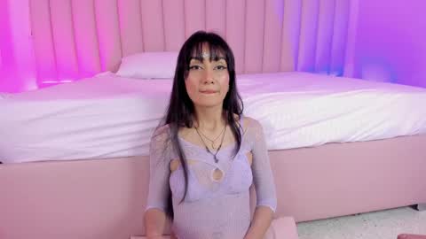 denightjones online show from April 28, 4:06 am