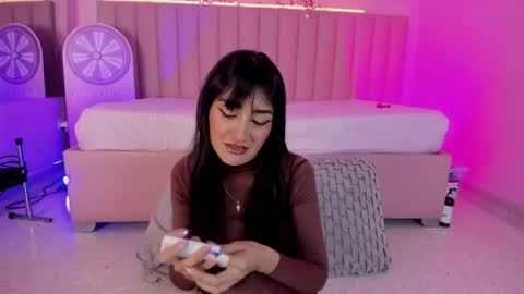 denightjones online show from May 2, 4:06 am