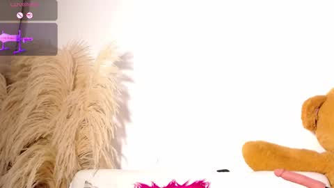   online show from October 15, 6:35 am