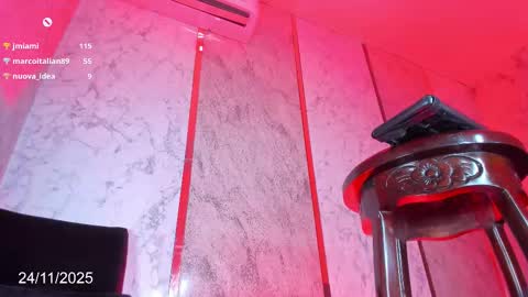 Denise Villareal  online show from November 25, 4:34 am