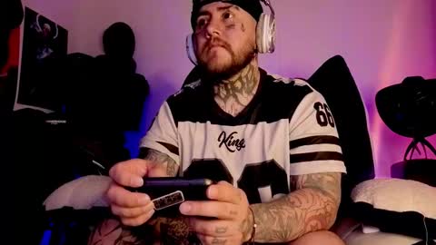 Snapshot of denjig chatting on February 16, 1:35 am Oliver online show from February 16, 1:35 am