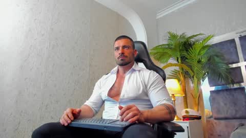 dennis_cox_ online show from January 2, 12:46 pm