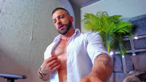 Snapshot of dennis_cox_ chatting on March 1, 10:34 am dennis_cox_ online show from March 1, 10:34 am