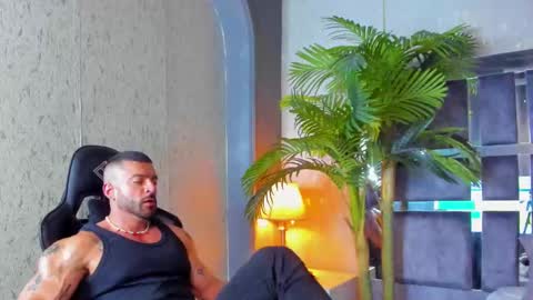 Snapshot of dennis_cox_ chatting on March 6, 2:40 pm dennis_cox_ online show from March 6, 2:40 pm