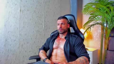 Snapshot of dennis_cox_ chatting on March 10, 6:59 am dennis_cox_ online show from March 10, 6:59 am