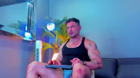 Snapshot of dennis_cox_ chatting on October 9, 7:17 am dennis_cox_ online show from October 9, 7:17 am